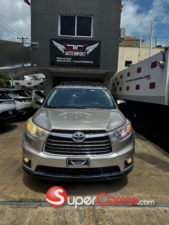 2015 Toyota Highlander XLE — foto 6 / 12