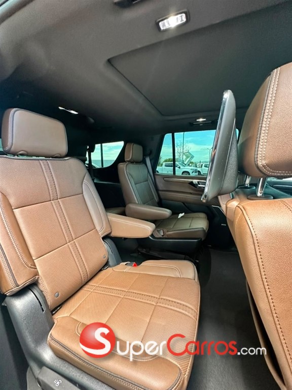 2025 Chevrolet Tahoe Highcountry — foto 8 / 11
