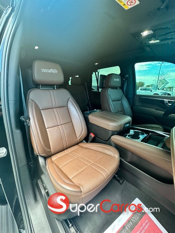 2025 Chevrolet Tahoe Highcountry — foto 9 / 11