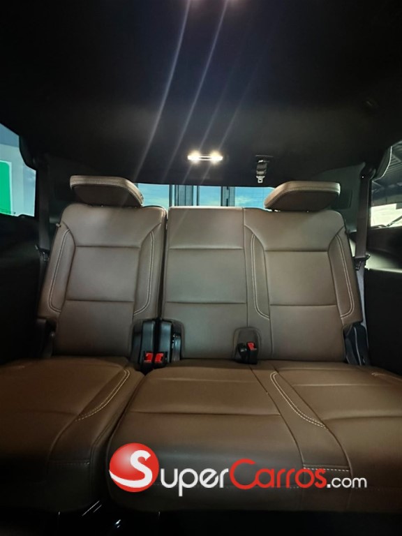 2025 Chevrolet Tahoe Highcountry — foto 11 / 11