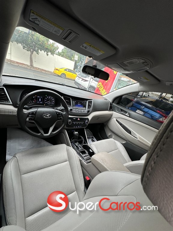 2018 Hyundai Tucson SEL — foto 10 / 12
