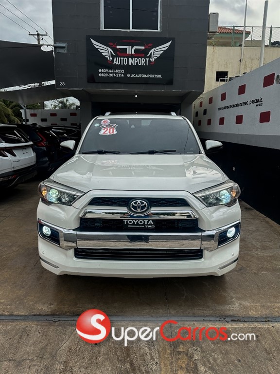 2020 Toyota 4 Runner Limited — foto 6 / 12