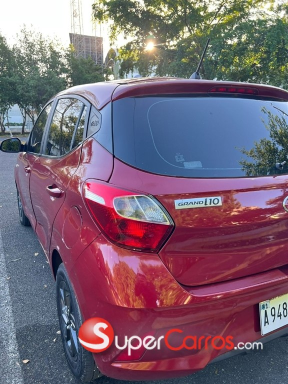 2022 Hyundai Grand I 10 — foto 4 / 10