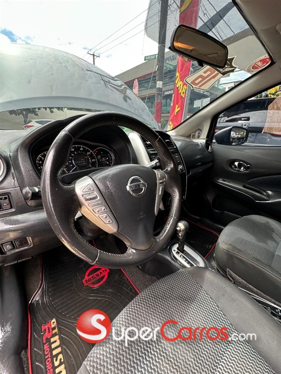 2016 Nissan Versa Note SV — foto 8 / 12