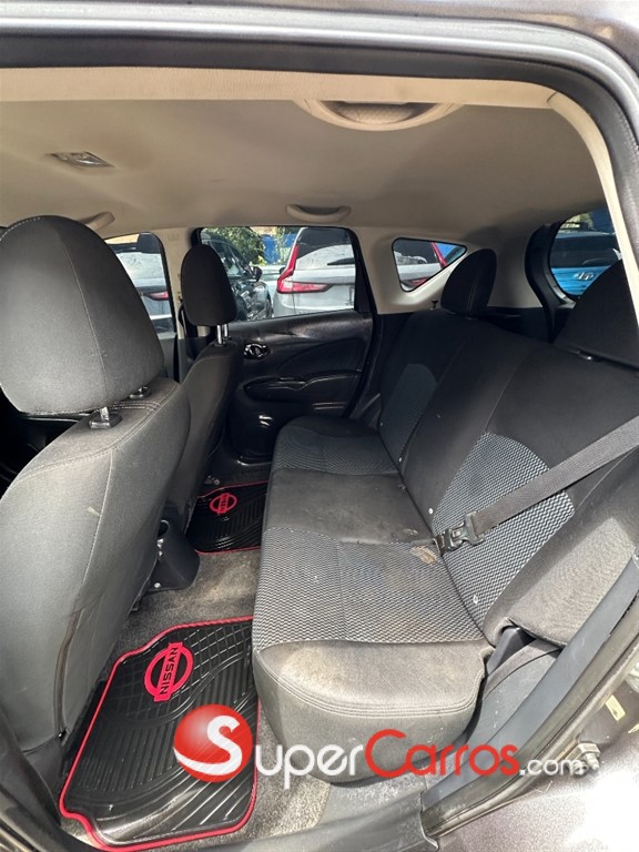 2016 Nissan Versa Note SV — foto 9 / 12