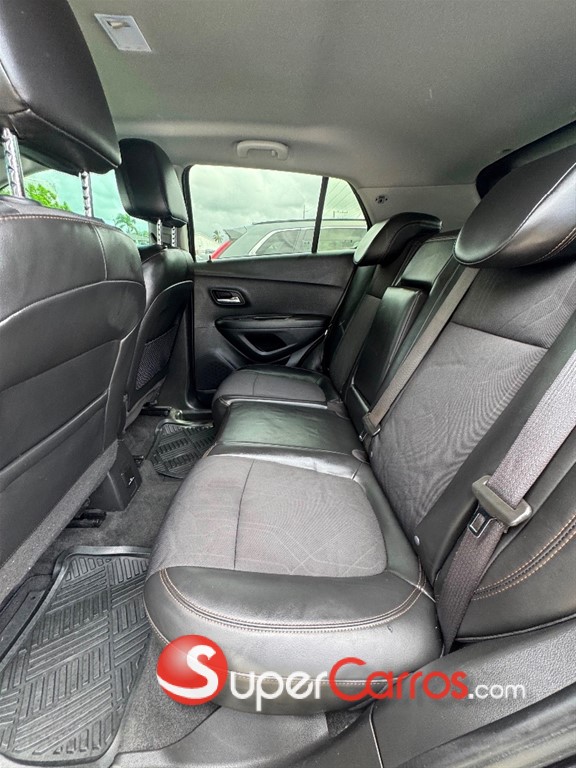 2021 Chevrolet Trax LT — foto 9 / 12
