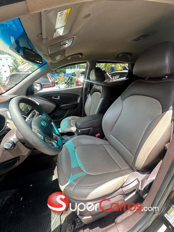 2012 Hyundai Tucson — foto 7 / 12