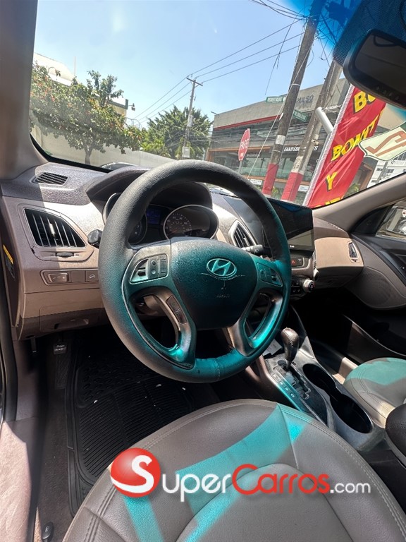 2012 Hyundai Tucson — foto 8 / 12