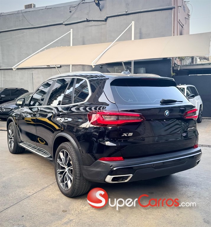 2022 BMW X 5 XDRIVE 45E — foto 4 / 8