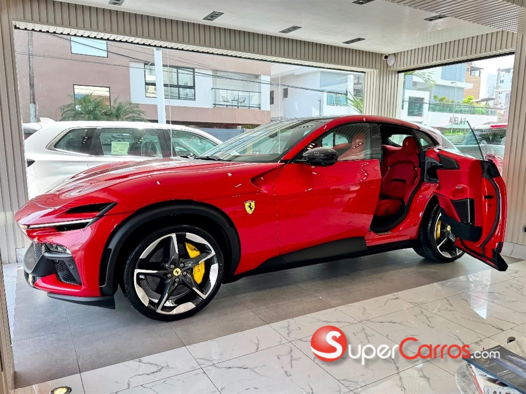 2026 Ferrari Purosangue — foto 11 / 12