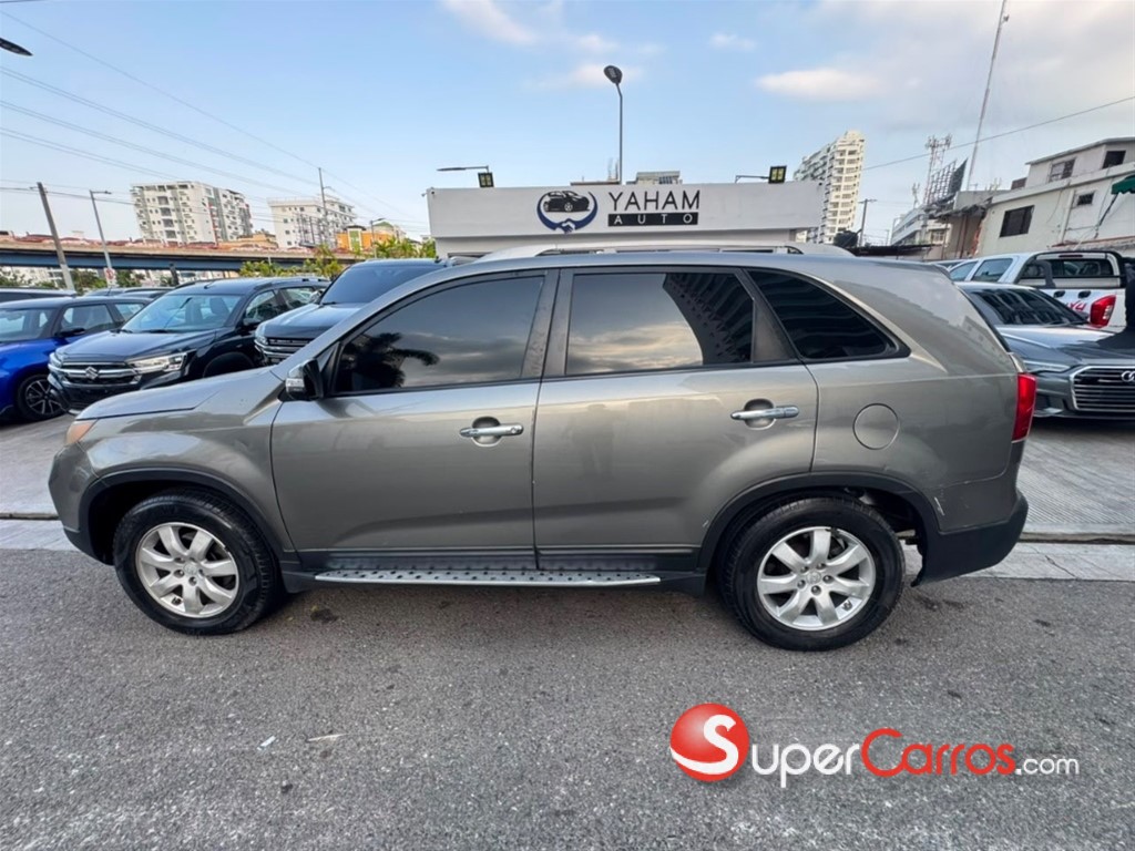 2012 Kia Sorento LX — foto 7 / 12