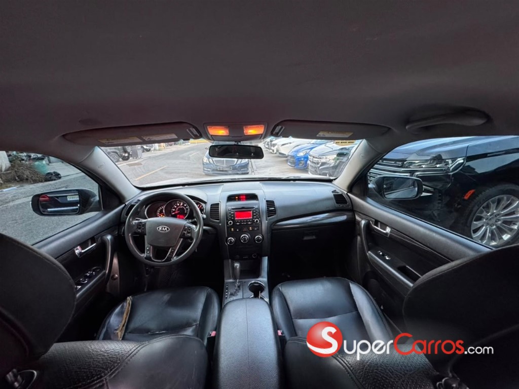 2012 Kia Sorento LX — foto 8 / 12