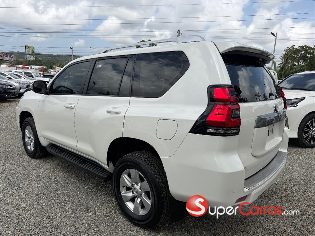 2020 Toyota Land Cruiser Prado TXL — foto 3 / 12