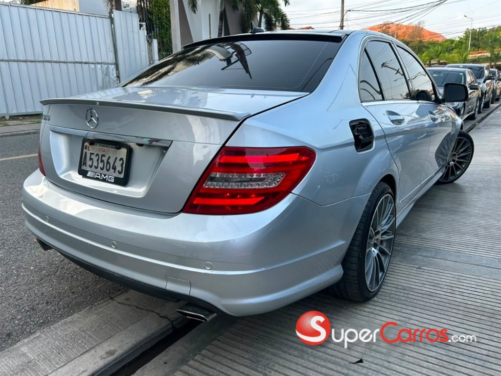 2008 Mercedes-Benz Clase C 350 Sport — foto 4 / 11