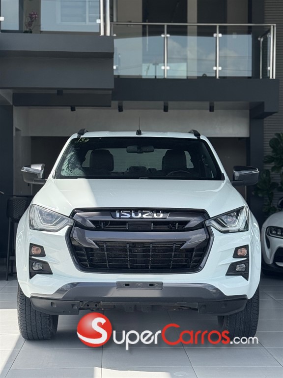 2023 Isuzu DMAX LSE — foto 2 / 9