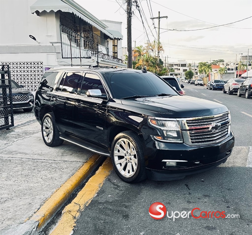 2016 Chevrolet Tahoe LTZ — foto 2 / 10