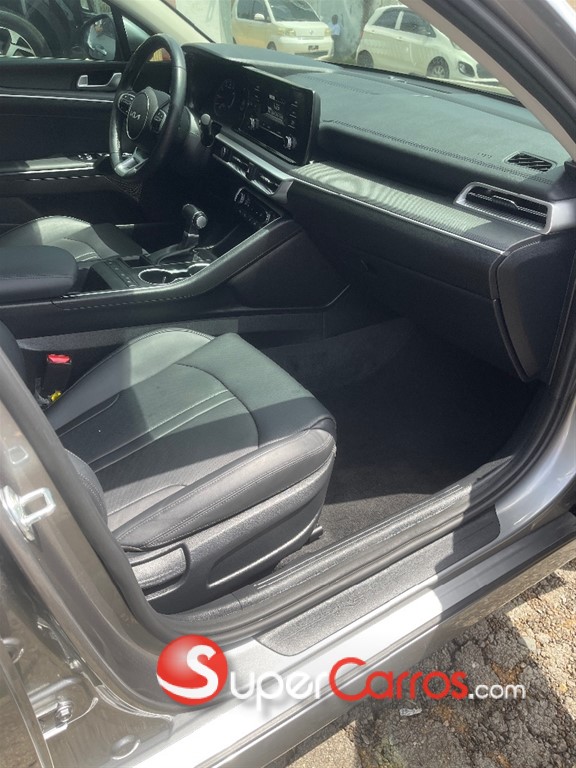 2022 Kia K-5 — foto 9 / 12