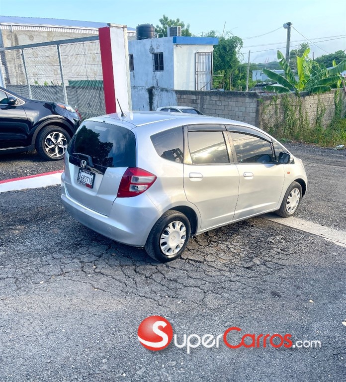 2010 Honda Fit — foto 3 / 12