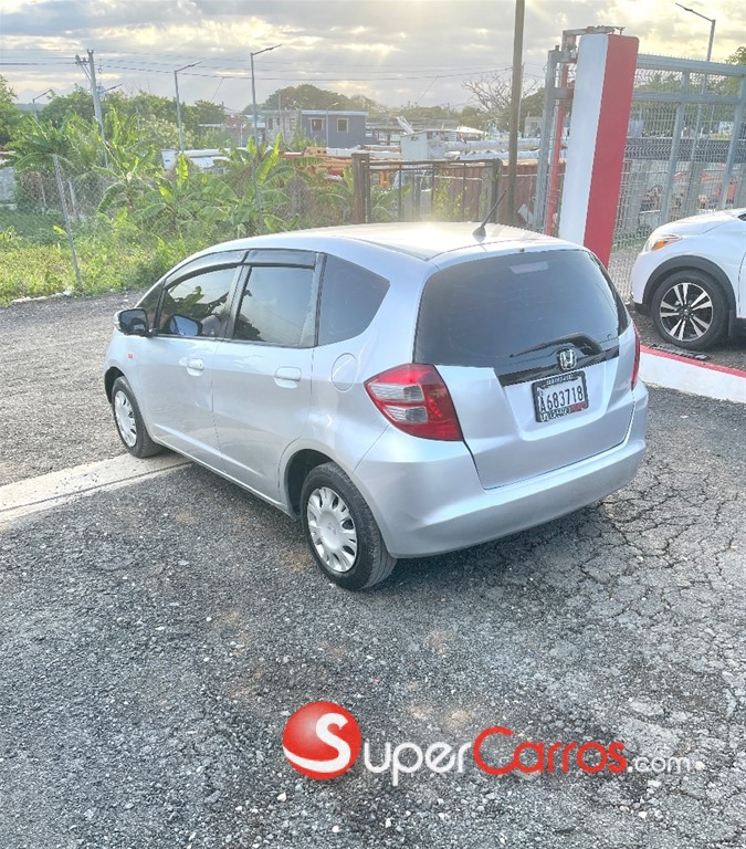 2010 Honda Fit — foto 4 / 12