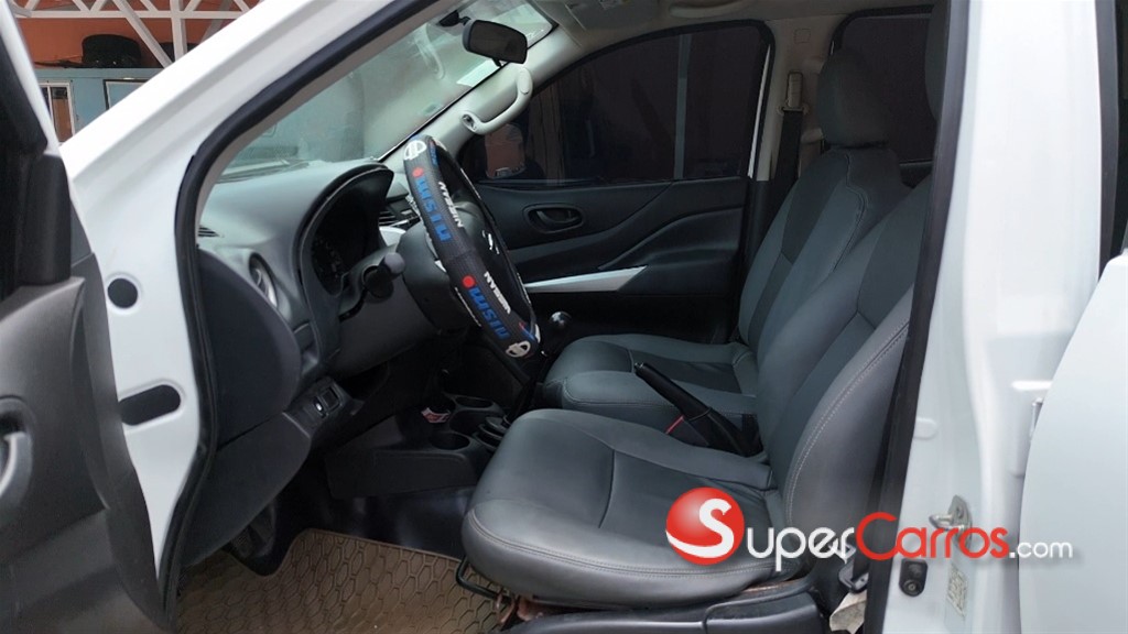 2016 Nissan Frontier NP300 — foto 9 / 12