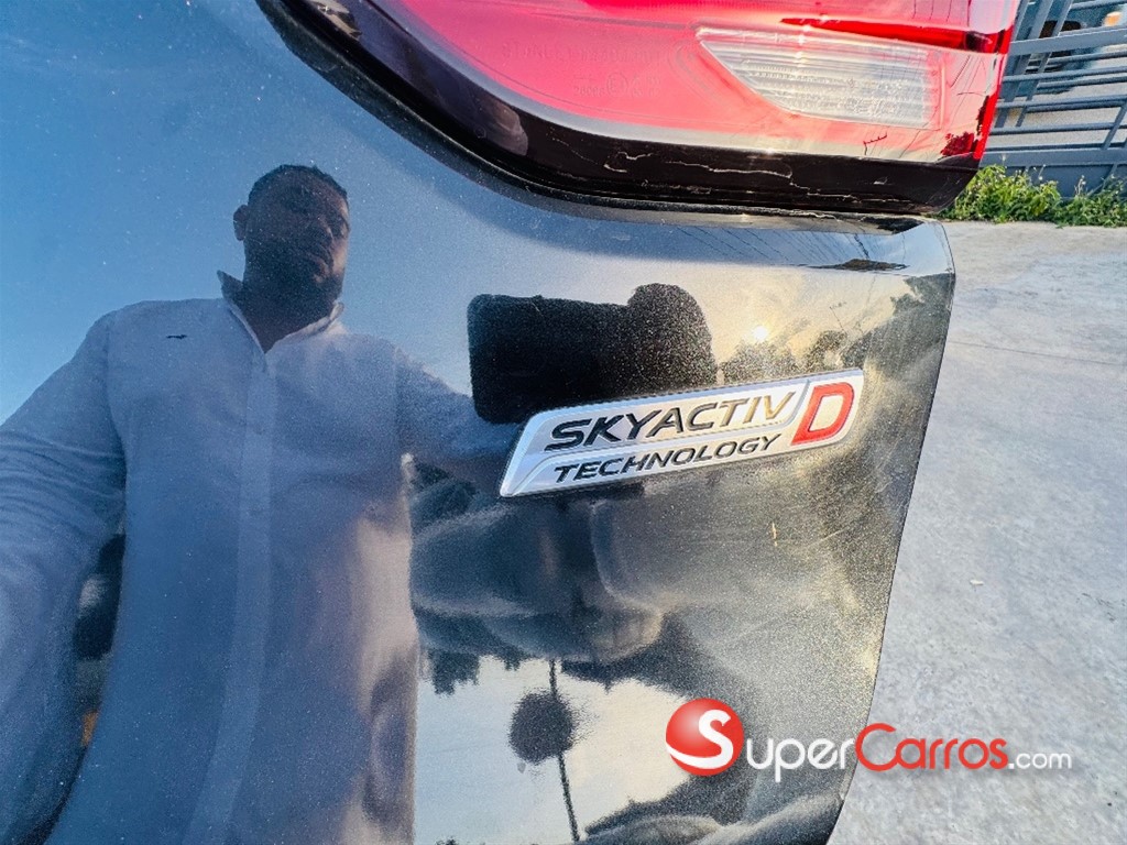 2019 Mazda CX-30 — foto 8 / 12