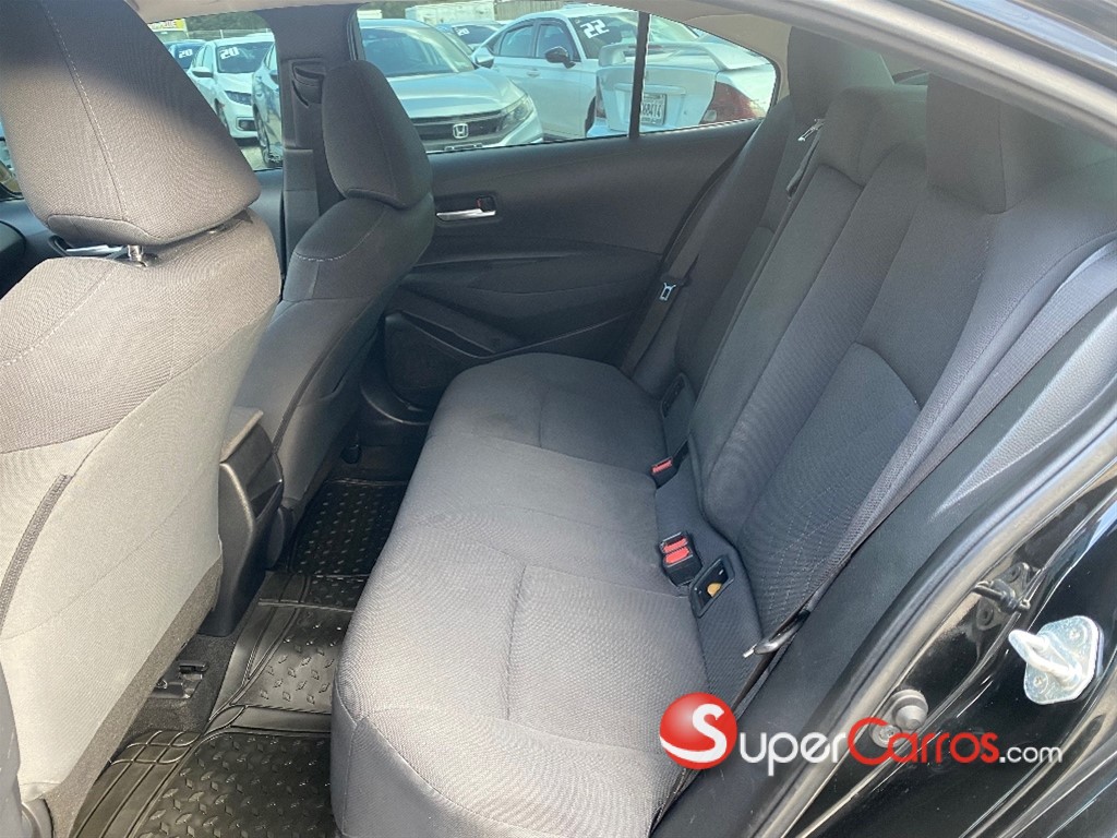 2020 Toyota Corolla LE — foto 9 / 11