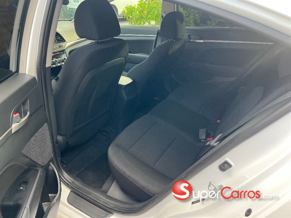 2020 Hyundai Elantra SEL — foto 11 / 11
