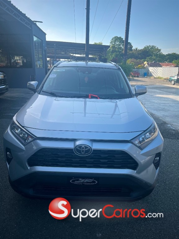 2021 Toyota RAV4 LE PLUS — foto 7 / 8