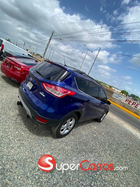 2013 Ford Escape — foto 6 / 12
