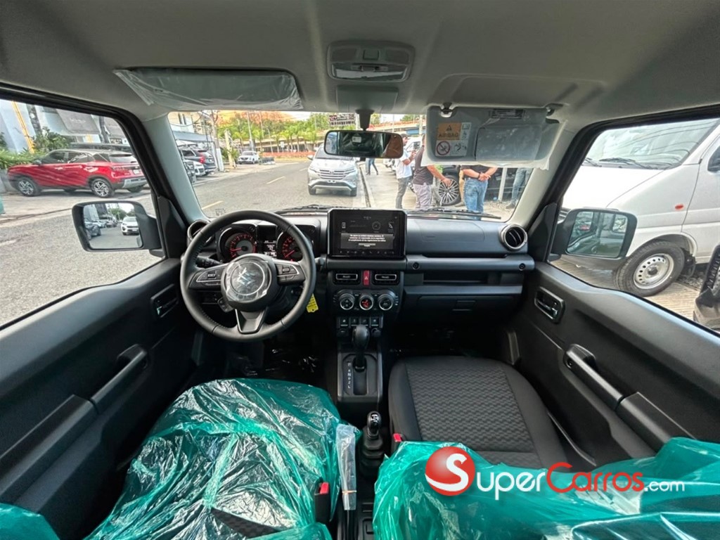 2027 Suzuki Jimny GLX — foto 7 / 11