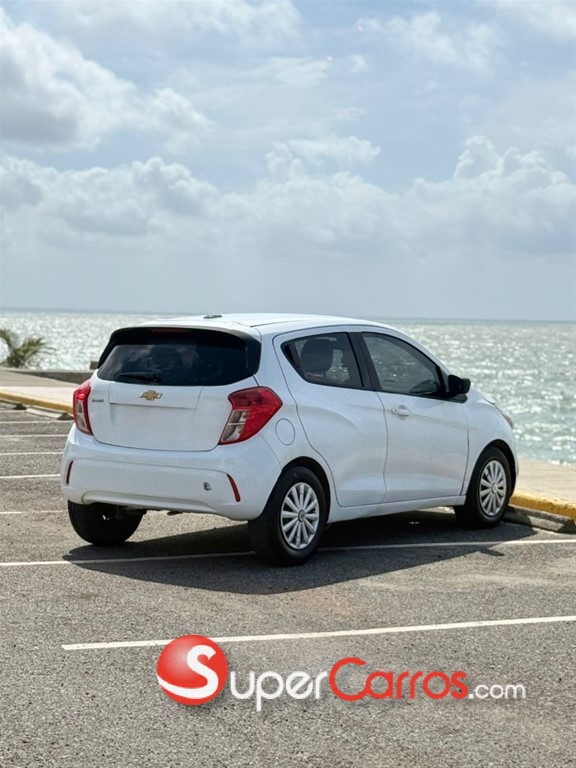 2017 Chevrolet Spark — foto 3 / 6