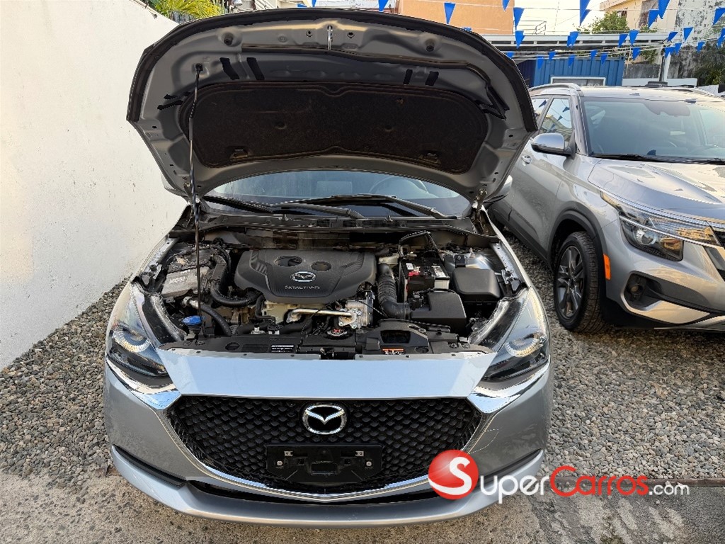 2021 Mazda Mazda2 — foto 10 / 10
