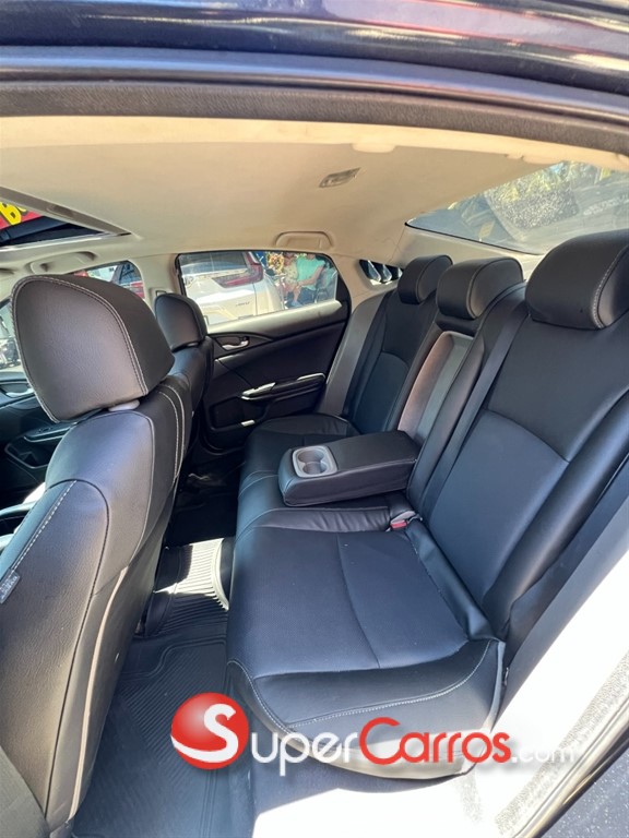 2016 Honda Civic EX — foto 9 / 12
