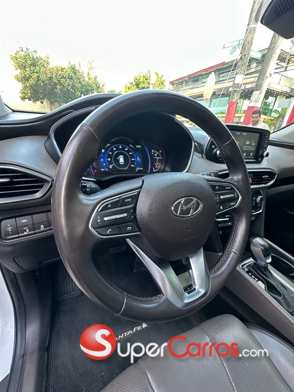 2020 Hyundai Santa Fe Limited — foto 8 / 12