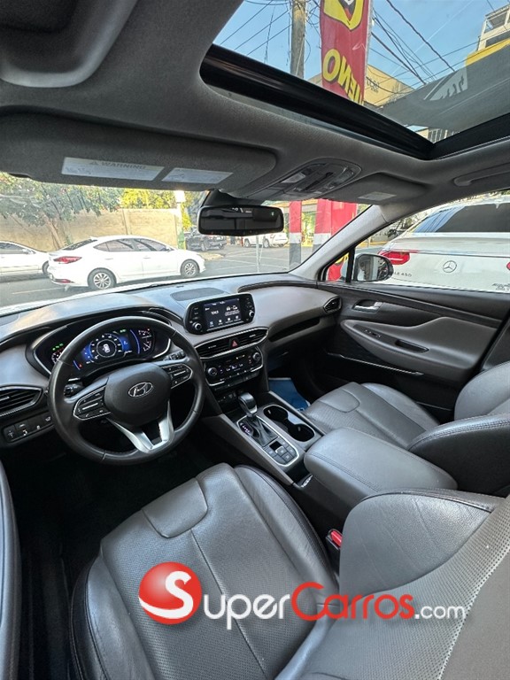 2020 Hyundai Santa Fe Limited — foto 10 / 12