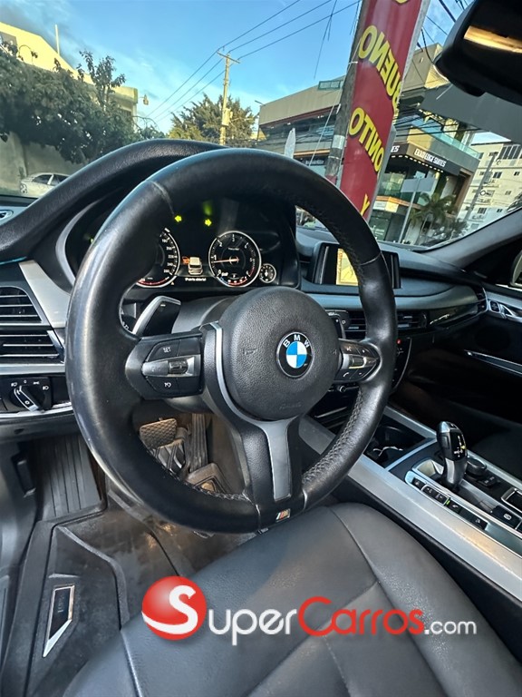 2016 BMW X 5 30D — foto 8 / 12