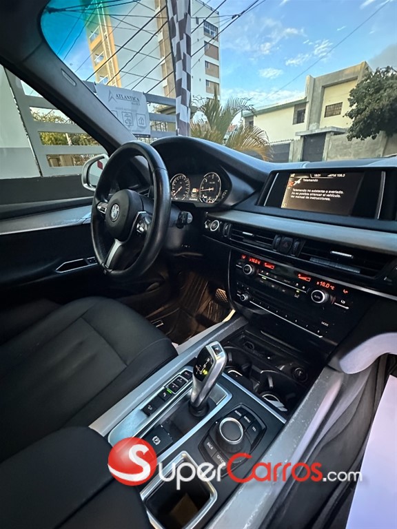 2016 BMW X 5 30D — foto 11 / 12