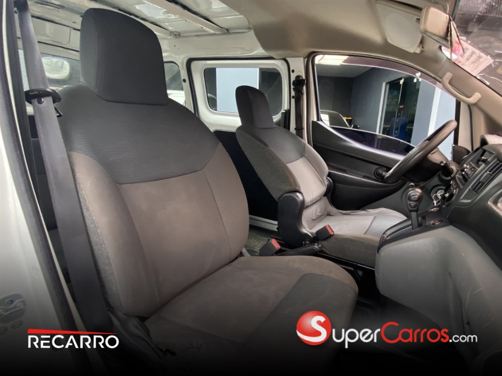 2014 Nissan NV 200 — foto 5 / 8