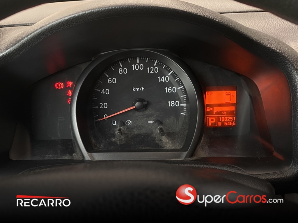 2014 Nissan NV 200 — foto 8 / 8