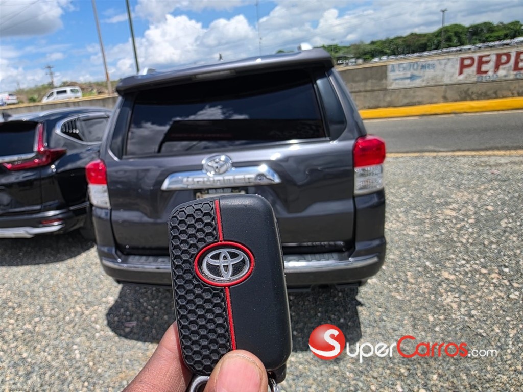 2010 Toyota 4 Runner — foto 4 / 12