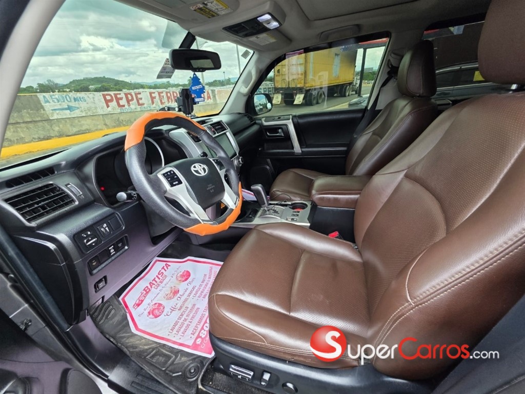 2010 Toyota 4 Runner — foto 10 / 12