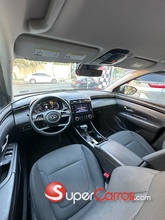 2022 Hyundai Tucson SE — foto 10 / 12
