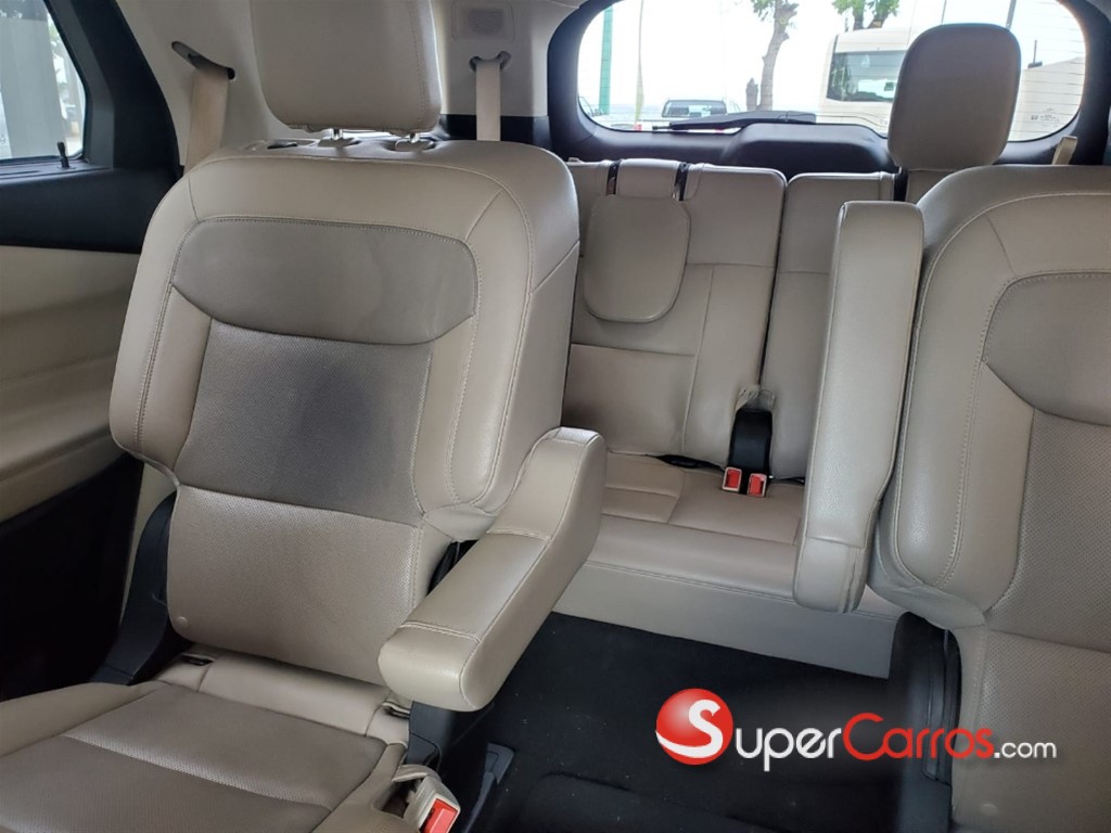 2020 Ford Explorer Limited — foto 6 / 12