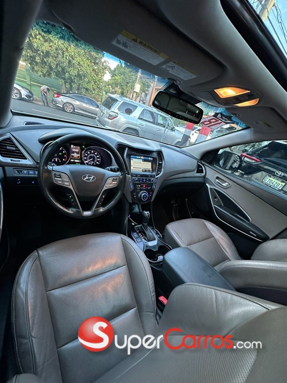 2018 Hyundai Grand Santa Fe Limited Ultimate — foto 8 / 12