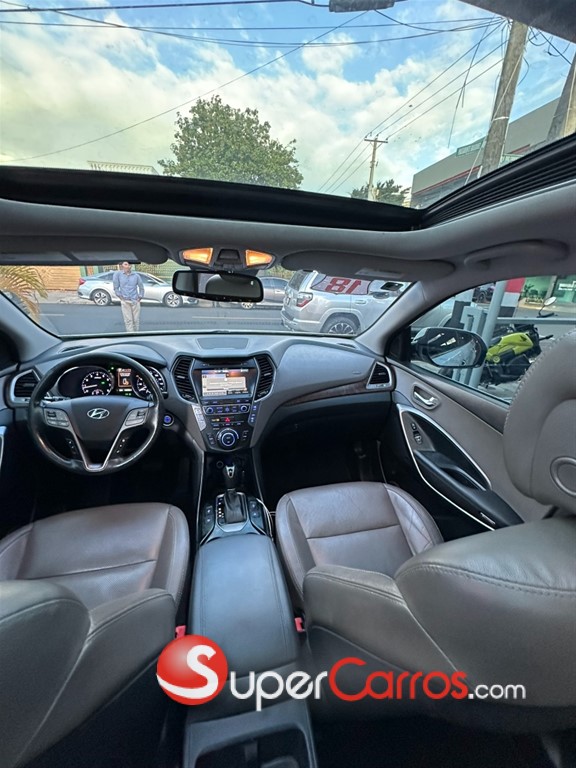 2018 Hyundai Grand Santa Fe Limited Ultimate — foto 9 / 12