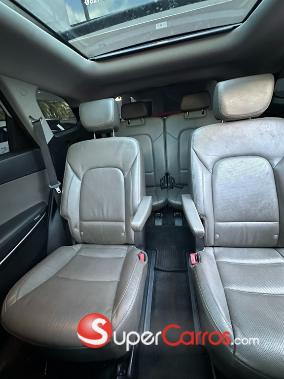2018 Hyundai Grand Santa Fe Limited Ultimate — foto 11 / 12