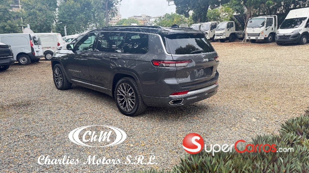 2025 Jeep Grand Cherokee L Summit Reserve — foto 4 / 12