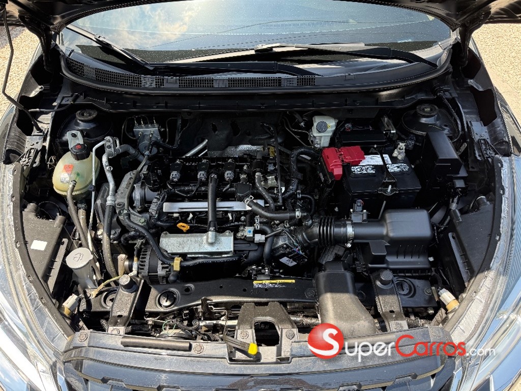 2021 Nissan Kicks S — foto 10 / 10