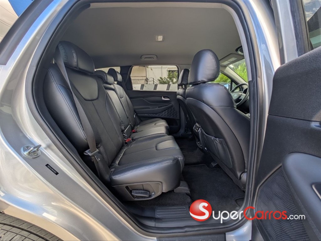 2022 Hyundai Santa Fe SEL — foto 9 / 12