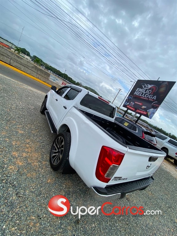 2017 Nissan Frontier — foto 5 / 12